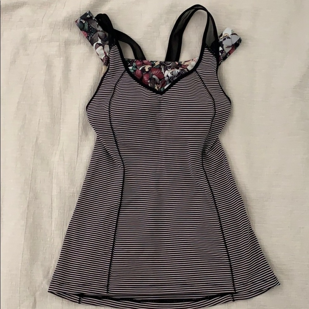 Lululemon sports bra tank